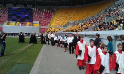 7. Der Gemeindechor beim Oekumenischen Gottesdienst im Stadion.jpg